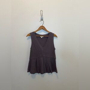 Deletta Sleeveless V-Neck Peplum Tank in Charcoal